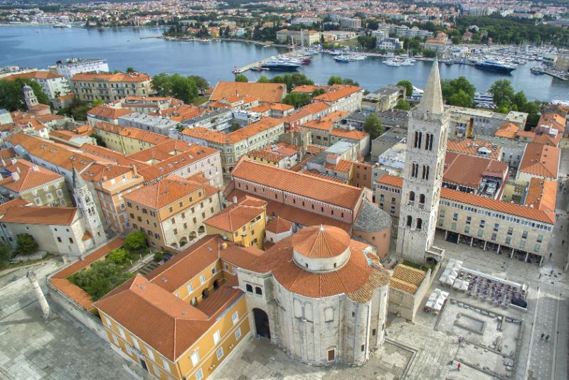 croatia-dalmatia-harbour-cookhouse