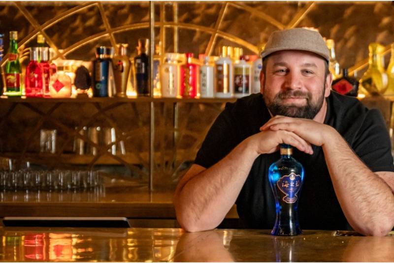 lewis-hart-na50bb25-off-duty